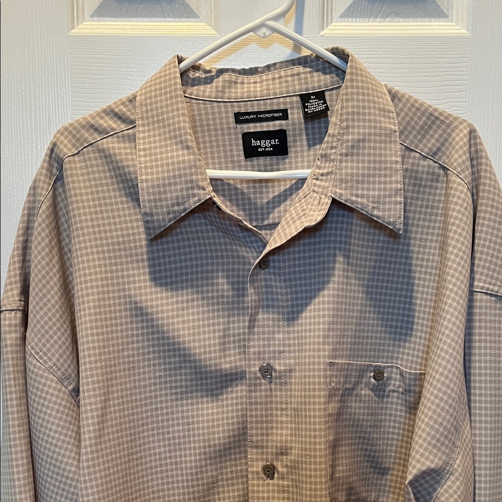 Haggar Men's Tan Checkered Button Down Shirt